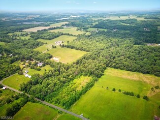 150 Oak Grove Rd, Flemington, NJ 08822