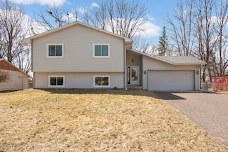 3075 Mount Ridge Rd, Saint Paul, MN 55113