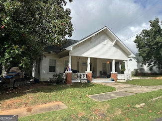 124 Mitchell St, Toccoa, GA 30577