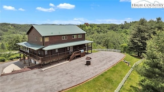 278 Annais Dr, Crumpler, NC 28617