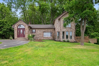811 S 1225 W, Parker City, IN 47368