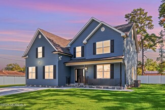 1032 3rd Ave, Toms River, NJ 08757