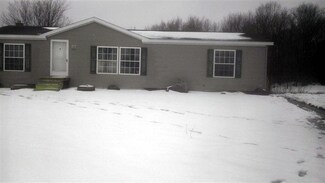 4265 W 136th St, Grant, MI 49327