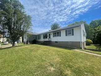 30 Fairfax Ave, Wheeling, WV 26003