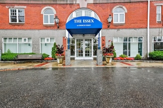 11 Church St Unit 220, Salem, MA 01970
