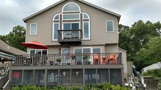 26199 Lake Dr, Elkhart, IN 46514