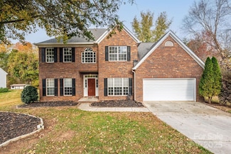 5677 Berry Ridge Dr, Harrisburg, NC 28075