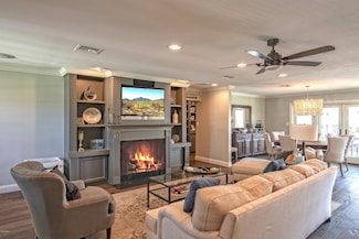 3841 E Elm St, Phoenix, AZ 85018