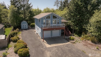 659 Chinook Ave SE, Ocean Shores, WA 98569
