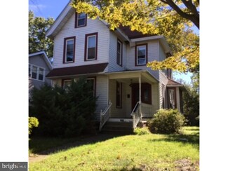 6704 Walnut Ave, Pennsauken, NJ 08109
