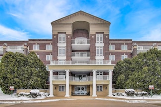 7021 W Touhy Ave Unit 509B, Niles, IL 60714