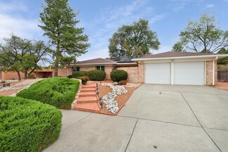 9315 Layton Ave NE, Albuquerque, NM 87111
