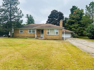 2230 Middlebelt Rd, West Bloomfield, MI 48324