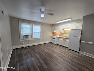 1221 Riverside Ave Unit 2c, Elizabeth City, NC 27909