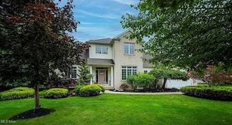 7955 Forest Valley Ln, Painesville, OH 44077