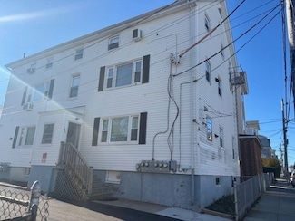 193 Snell St Unit 2, Fall River, MA 02721