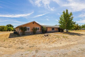 8681 Deschutes Rd, Palo Cedro, CA 96073