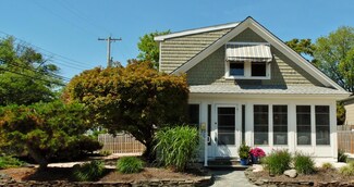 124 Grove St, Bay Head, NJ 08742