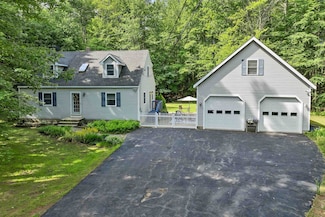 67 Quail Ridge Rd, Pittsfield, NH 03263