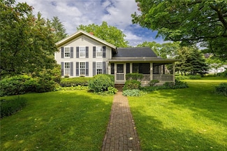 4 Park Place, Bloomfield, NY 14469