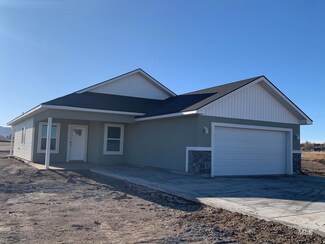 595 N Pioneer Way, Oakley, ID 83346