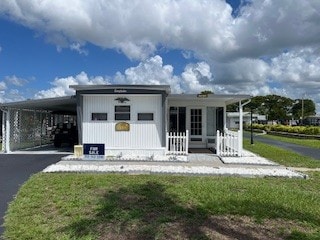 28 Janice Ave, Tavares, FL 32778