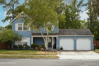 3 Plymouth Dr, Howell, NJ 07731