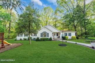 74 Ravine Dr, Matawan, NJ 07747