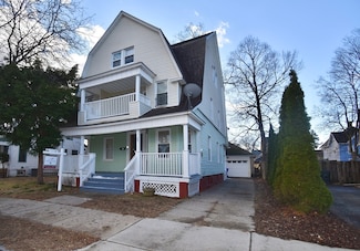 14 Lafayette St, Springfield, MA 01109