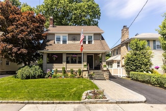 58 Hillside Ave, New Rochelle, NY 10801
