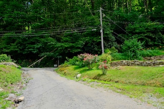 Co Rd 1701, Hendersonville, NC 28792