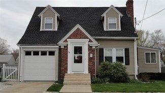53 Sevilla Ave, Warwick, RI 02889