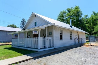 30920 California 3, Weaverville, CA 96093