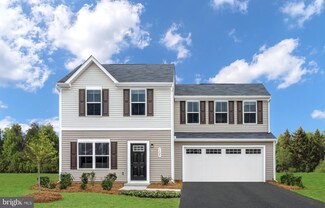 205 Chastain Dr, Honey Brook, PA 19344