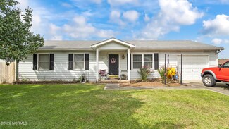 210 Timber Dr, Havelock, NC 28532