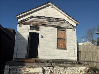 3851 Illinois Ave, Saint Louis, MO 63118