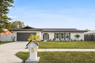 2181 Wateroak Dr N, Clearwater, FL 33764