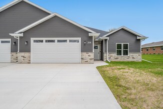 208 W National Ave, Brillion, WI 54110