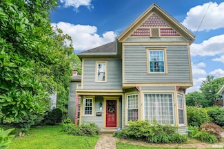 513 W Walnut St, Carbondale, IL 62901