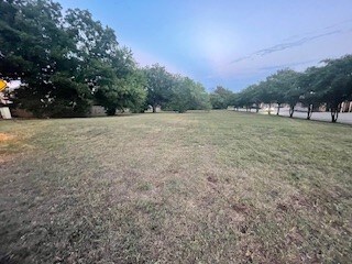 2042 Highland Forest Dr, Highland Village, TX 75077