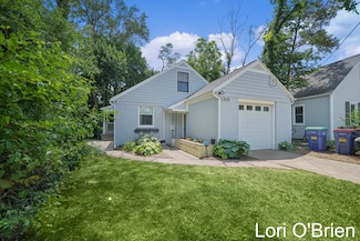 1644 Boston St SE, Grand Rapids, MI 49506