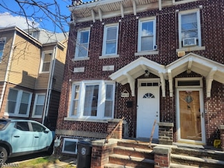 443 N 12th St, Newark, NJ 07107