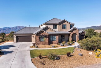1912 S Chekshani Cliffs Ln, New Harmony, UT 84757