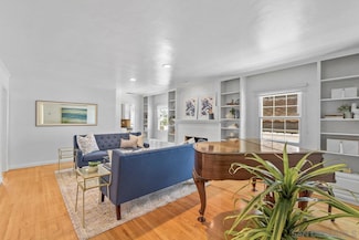 3033 Browning St, San Diego, CA 92106