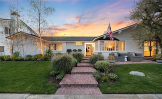 1921 Leeward Ln, Newport Beach, CA 92660