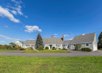 127 Sutton Rd, New London, NH 03257