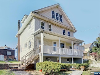 1761 Teaneck Rd, Teaneck, NJ 07666