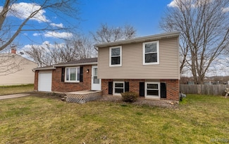 285 Tracey Ln, Grand Island, NY 14072
