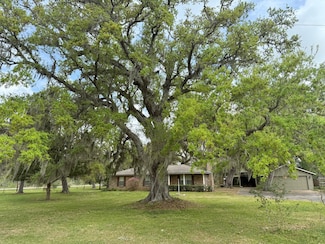 15829 County Road 946, Brazoria, TX 77422