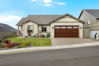 727 Sonoma Ct, Medford, OR 97504